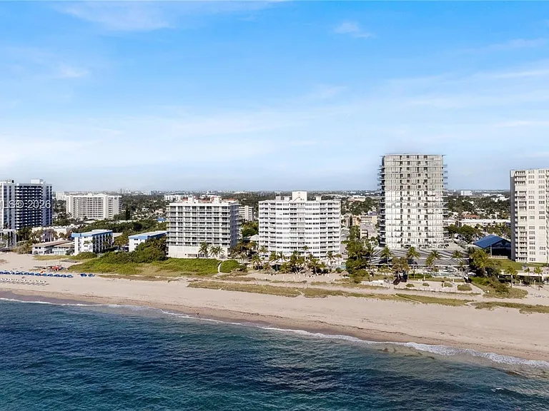 710 N Ocean Blvd #102 — Photo 33