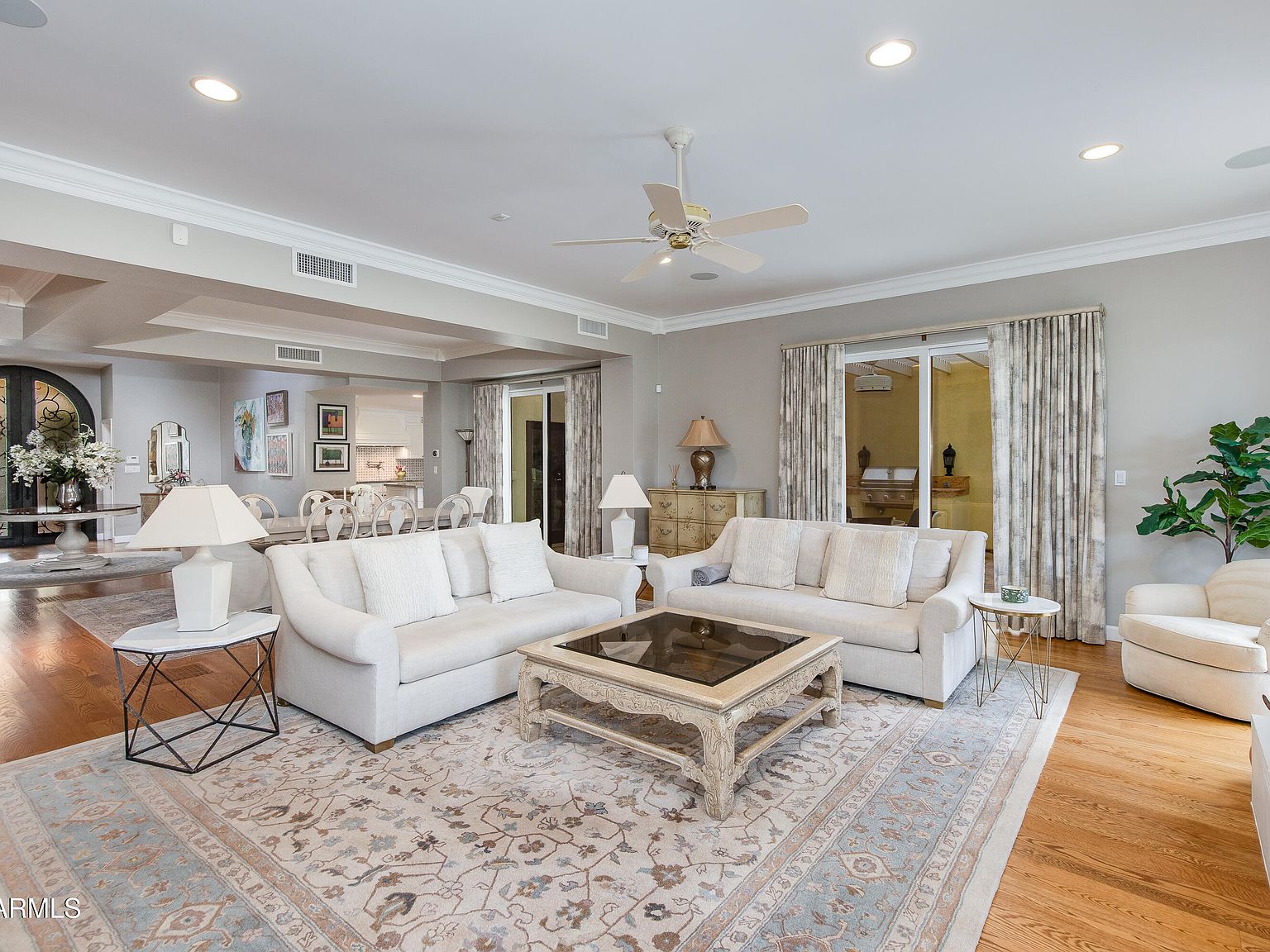 2737 E ARIZONA BILTMORE Circle #2
