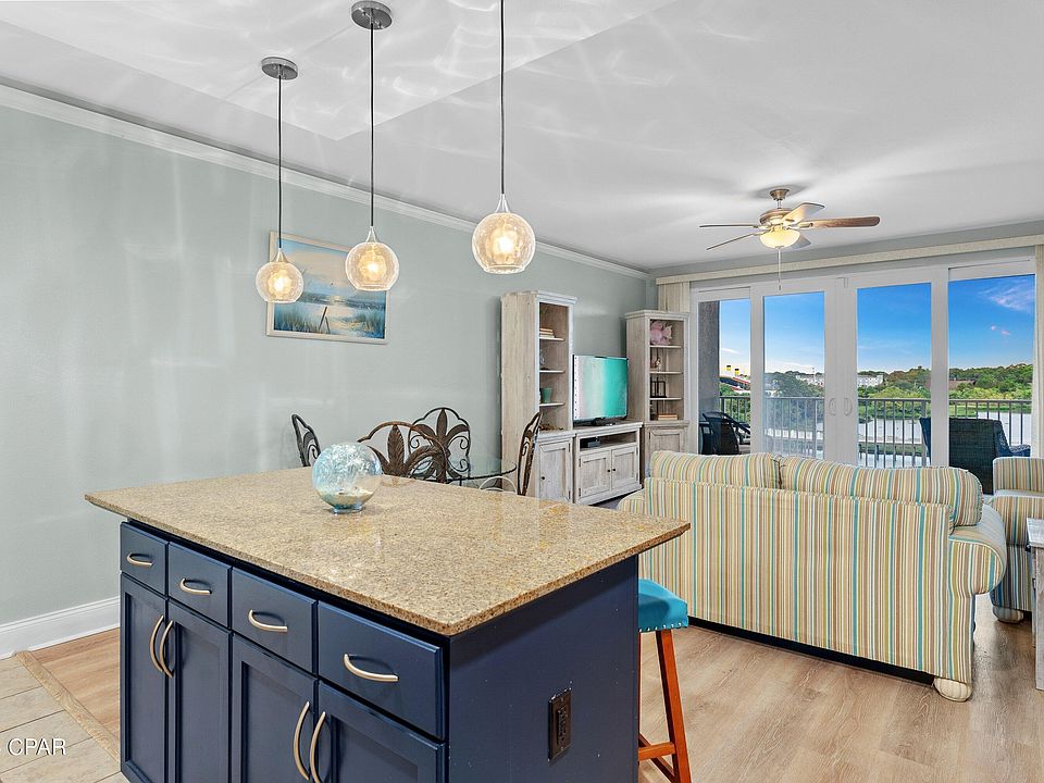 椰㮈 Chaco Women's ZX/2 Cloud trim papyrus