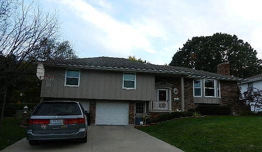 1st image of 11605 E 61st St