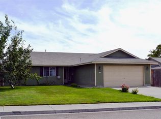6520 Ebbets Dr, Pasco, WA