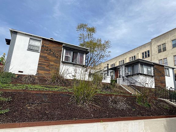 3rd image of 4125 W Adams Blvd #1X1-1750.0