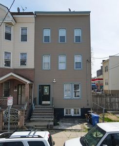 188 Delaware Ave, Jersey City, NJ, 07306