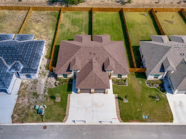 345 NAVARRO WAY #25 A & B, Seguin, TX 78155