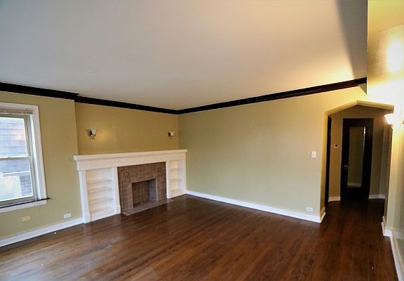3rd image of 7147 S Cornell Ave #2