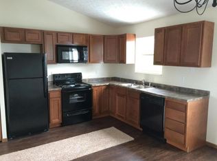 5977 Rover Ln, Columbus, OH 43232