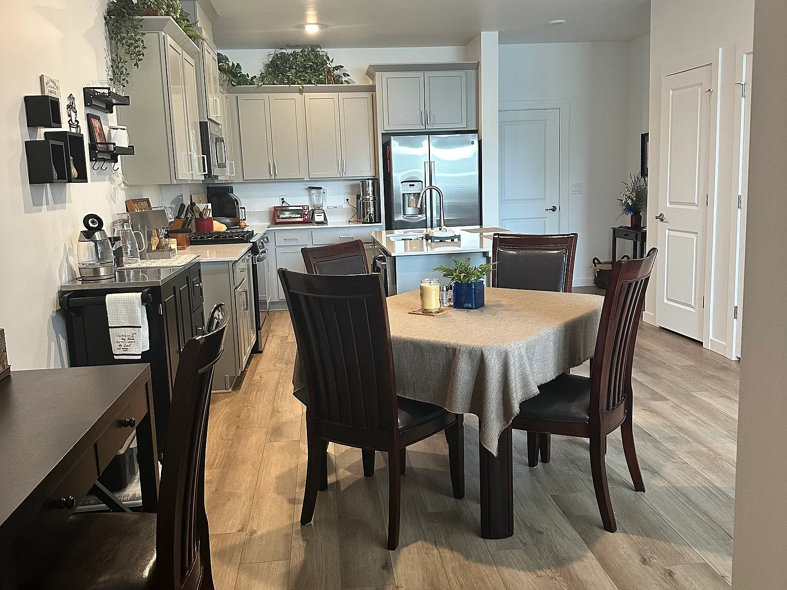 4139 W Steel Grey Ln — Photo 2