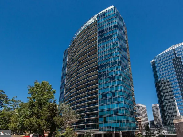 1881 N Nash St Unit 607, Arlington, VA 22209