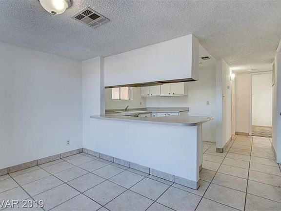 3rd image of 5303 Del Gado Dr