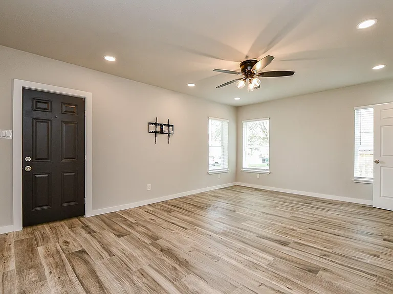 3426 Rosedale St #1 — Photo 4