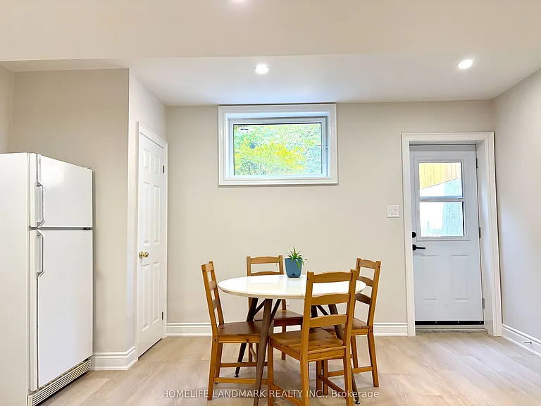 3380 Tudor Gate — Photo 12