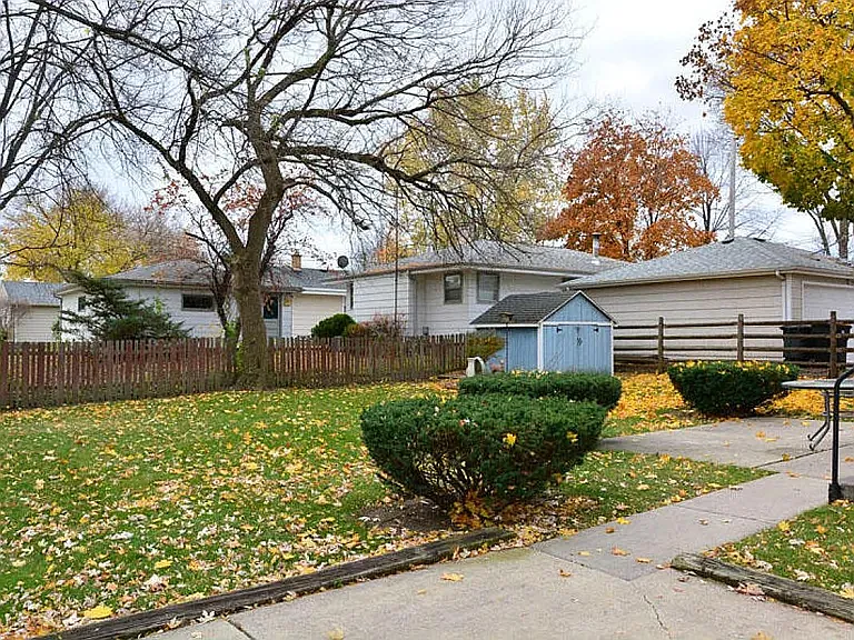 11725 W Courtland Ave — Photo 15