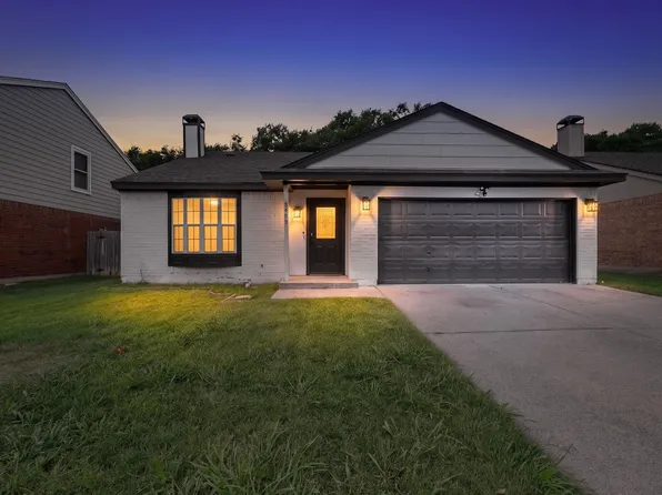 7729 Misty Ridge Dr N, Fort Worth, TX 76137