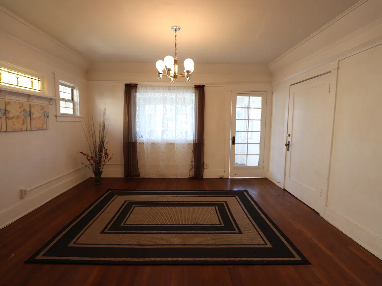 1 bed, 1000 sqft, $2,350 — Photo 3