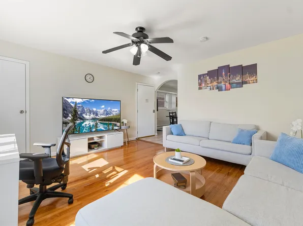 132 72nd Street image 3 of 15