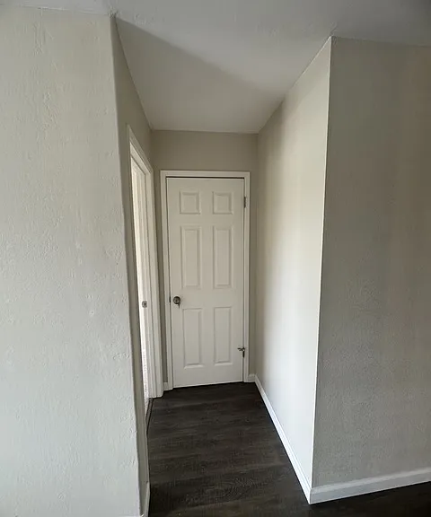 1448 Pleasant St — Photo 14