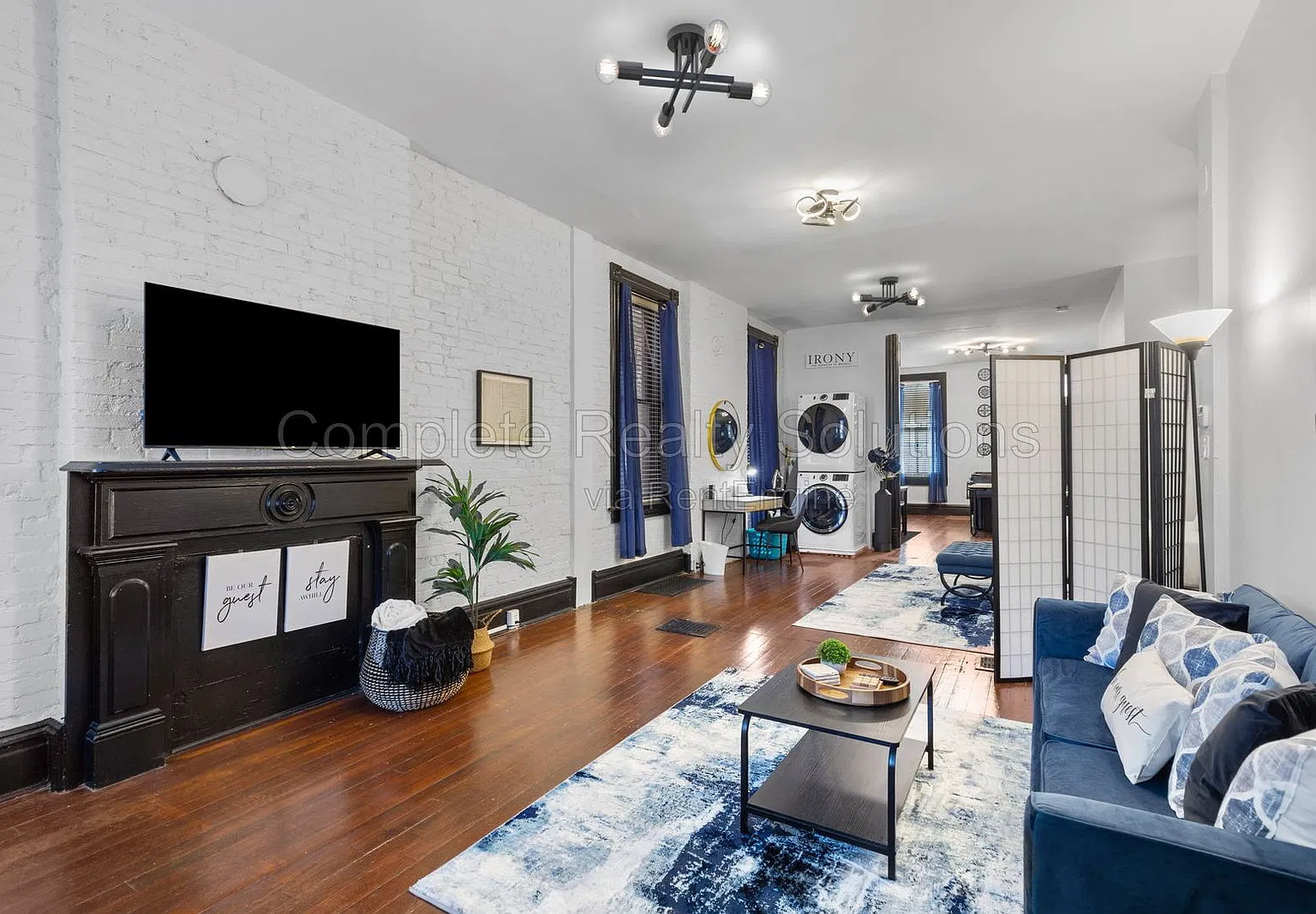 1 bed, 1.0 bath, 1000 sqft, $998 — Photo 4