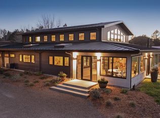 555 Snow Rd, Sebastopol, CA 95472