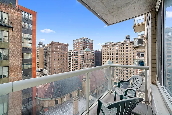 Rented by RELO REDAC INC. | media 11