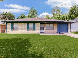 5907 Nelwyn St, Houston, TX 77009