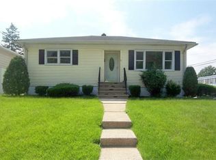81 Post Blvd, Carteret, NJ 07008