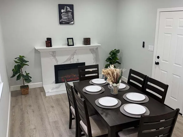 4415 Dove Ct — Photo 3