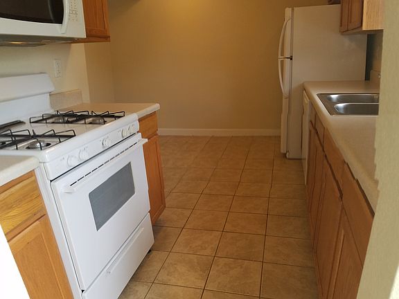 2nd image of 7246 N Rosemont Dr