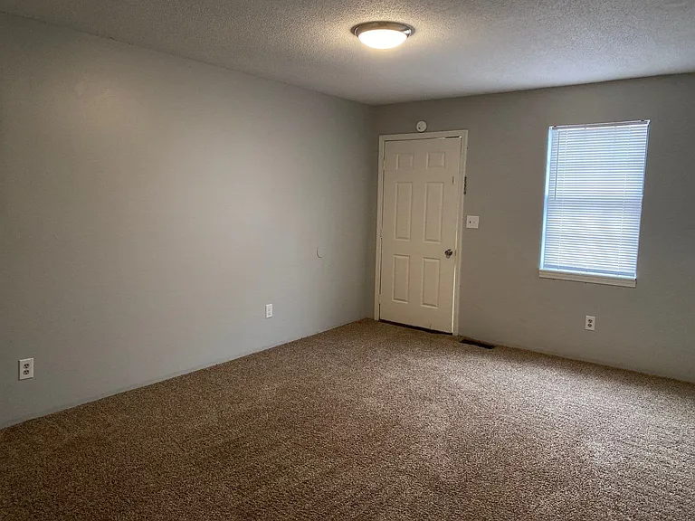 25 Rossfield Cv #L — Photo 4