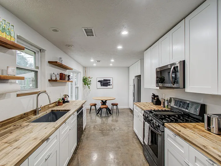11714 Hillcroft St — Photo 5
