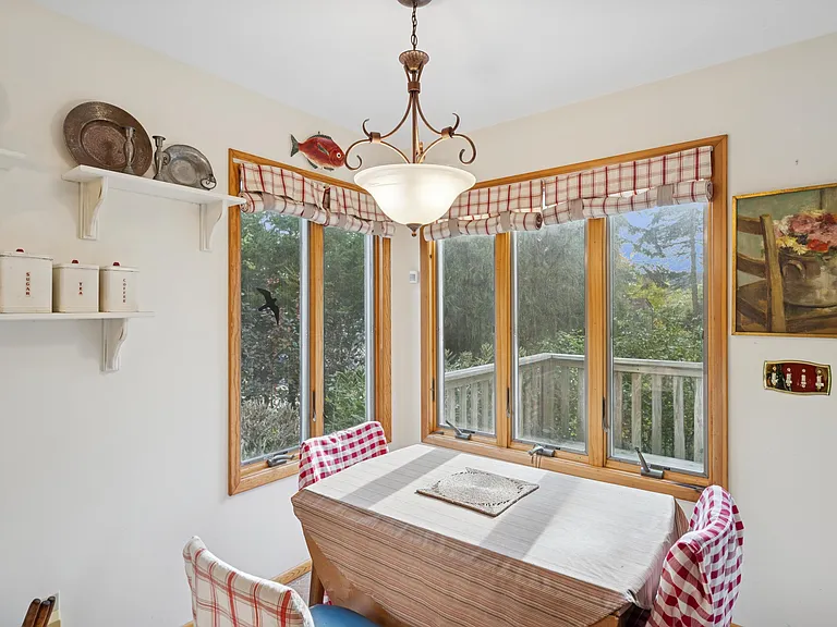 22 Flagg Ave — Photo 12
