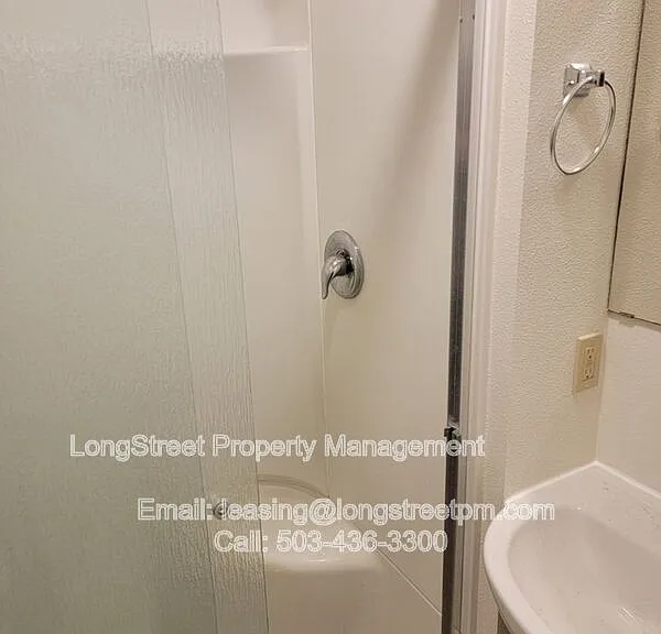 1745 NW Jackson Ave #6 — Photo 16
