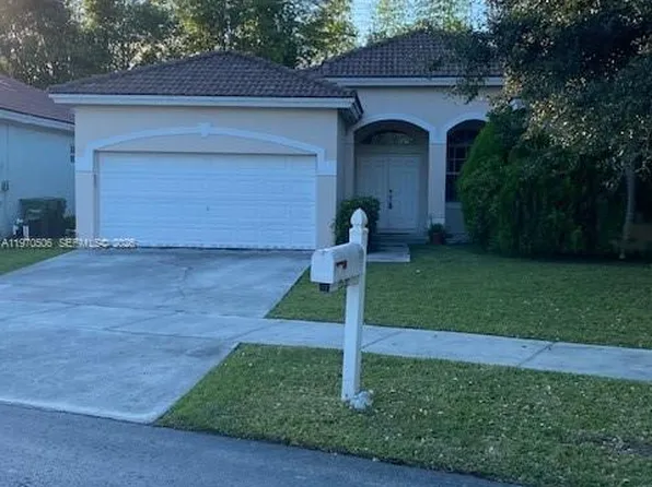 2530 Dunwoodie Pl, Homestead, FL 33035