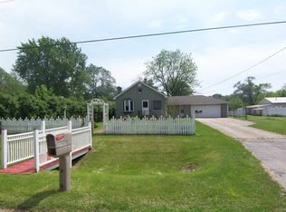 2594 Fischer Rd, South Beloit, IL 61080