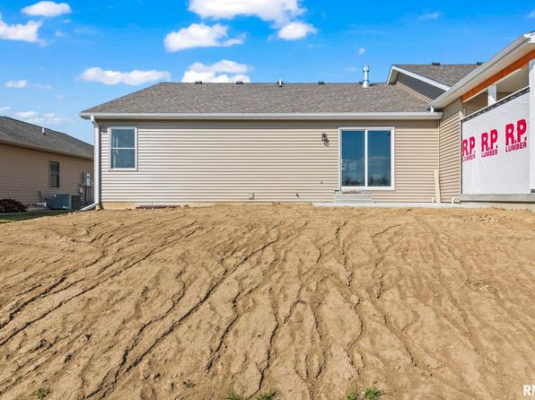 4602 Castle Pines Dr, Springfield, IL 62711