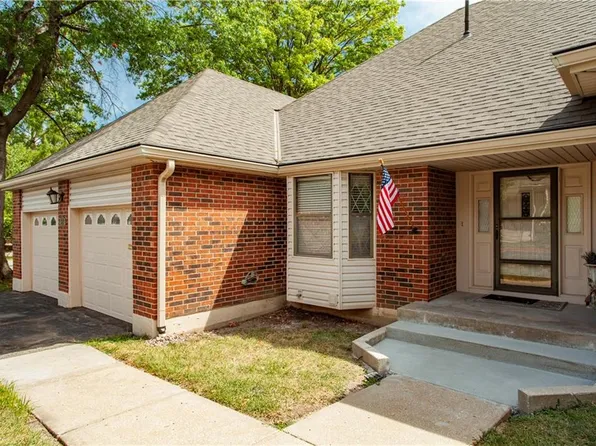 329 E Partridge St, Independence, MO 64055