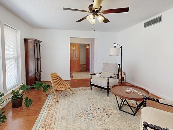 5th image of 2900 Stone Edge Rd