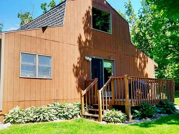 South end overlooking pond