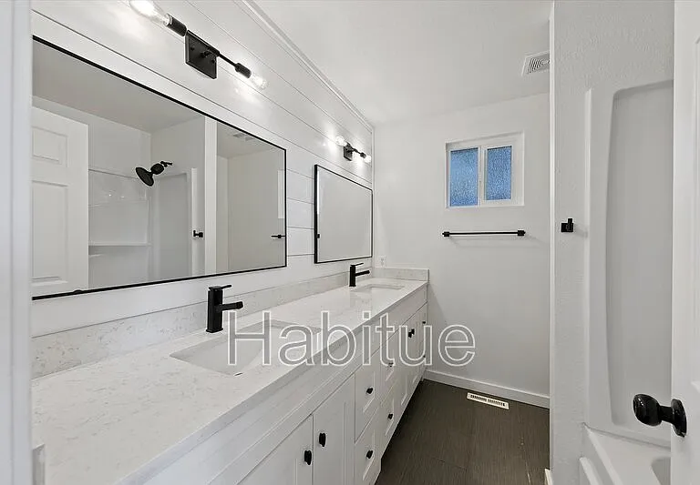 2041 E Oakridge Ct — Photo 24