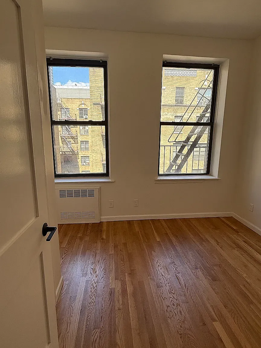 428 East 89th Street — Photo 4