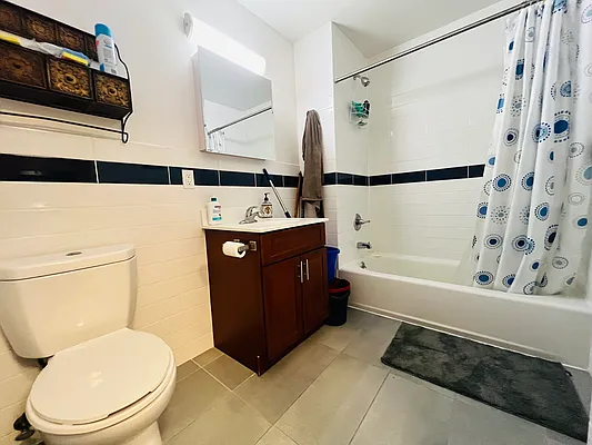 Rented by Highline Residential | media 6