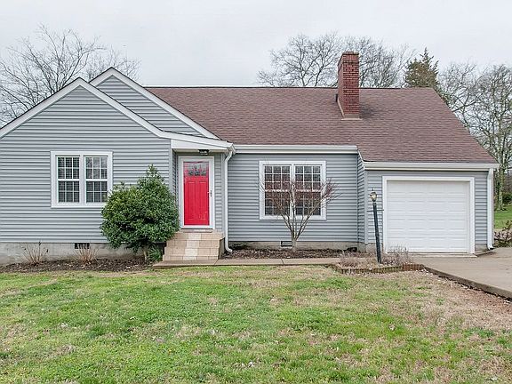 2nd image of 8540 Central Pike
