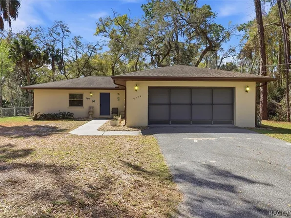 9740 W Cranberry St, Crystal River, FL 34428