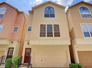 5806 Kansas St APT B, Houston, TX 77007