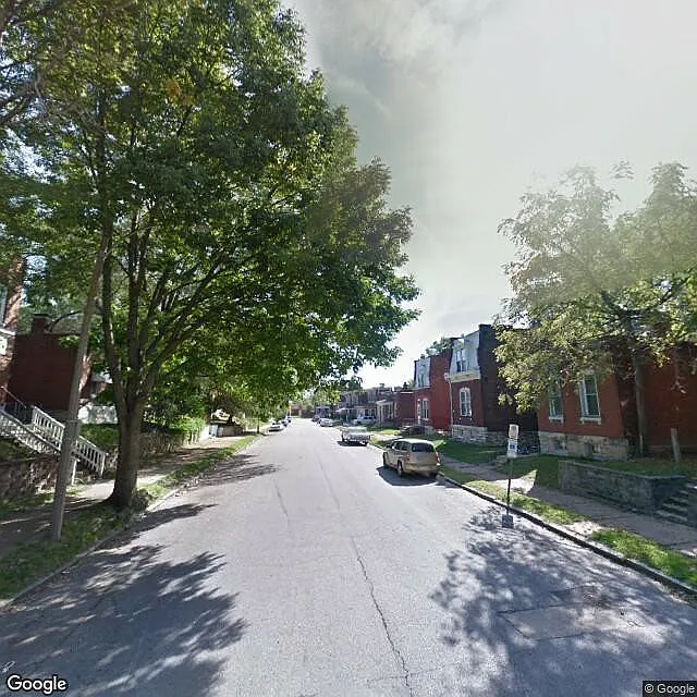 4237 Iowa Ave photo 1
