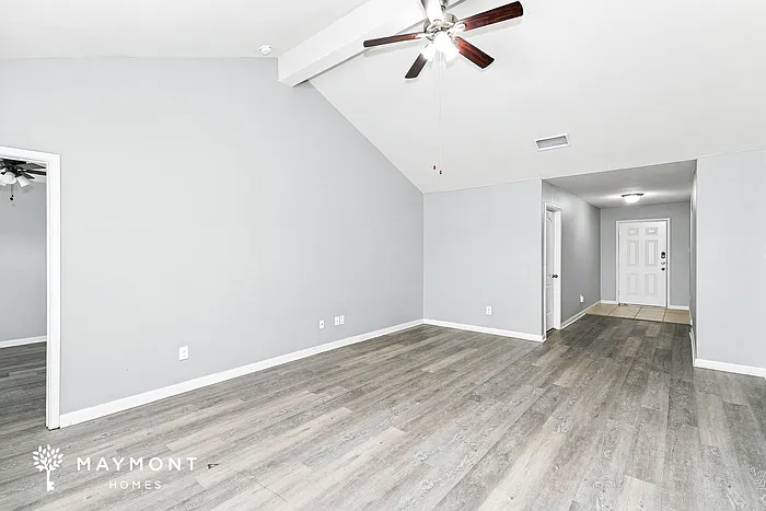 4 bed, 2.0 bath, 1688 sqft, $2,045 — Photo 4