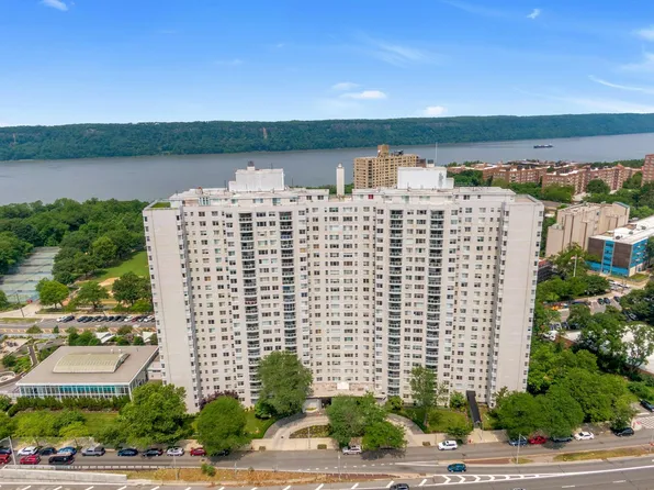 3333 Henry Hudson Parkway #23EF, Bronx, NY 10463