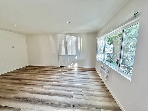 7107 Fulton Ave #3 Photo 1