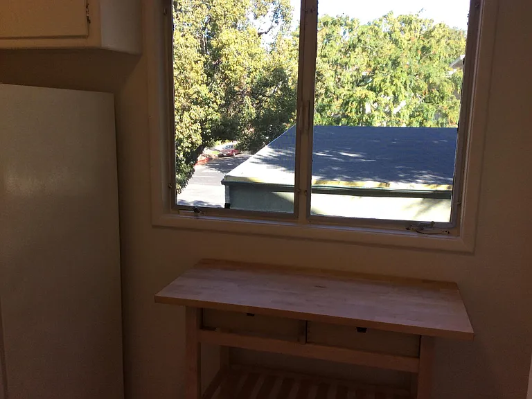 508 Midvale Ave #500 — Photo 10