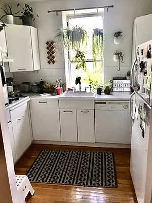 Rented by Compass | media 26