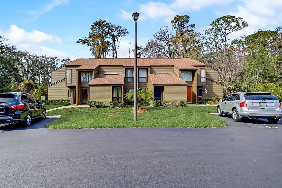 15 Southbury Ct, Palm Coast, FL 32137 Zillow